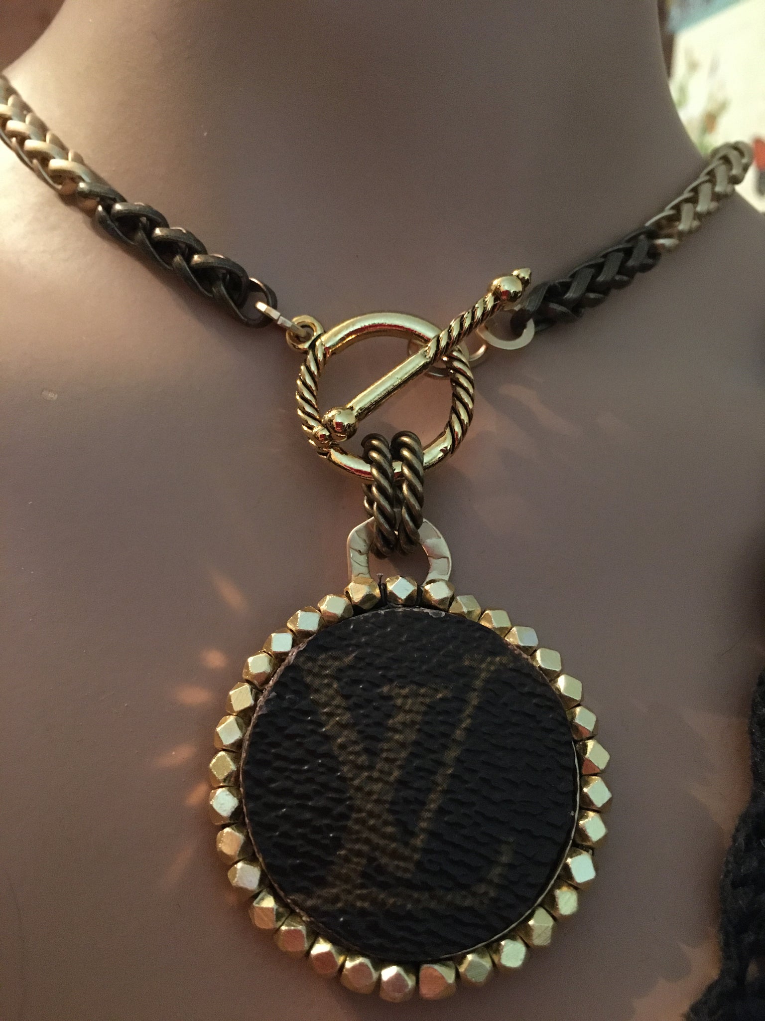 1.5 Louis V Leather & Gold Necklace – suewoojewels