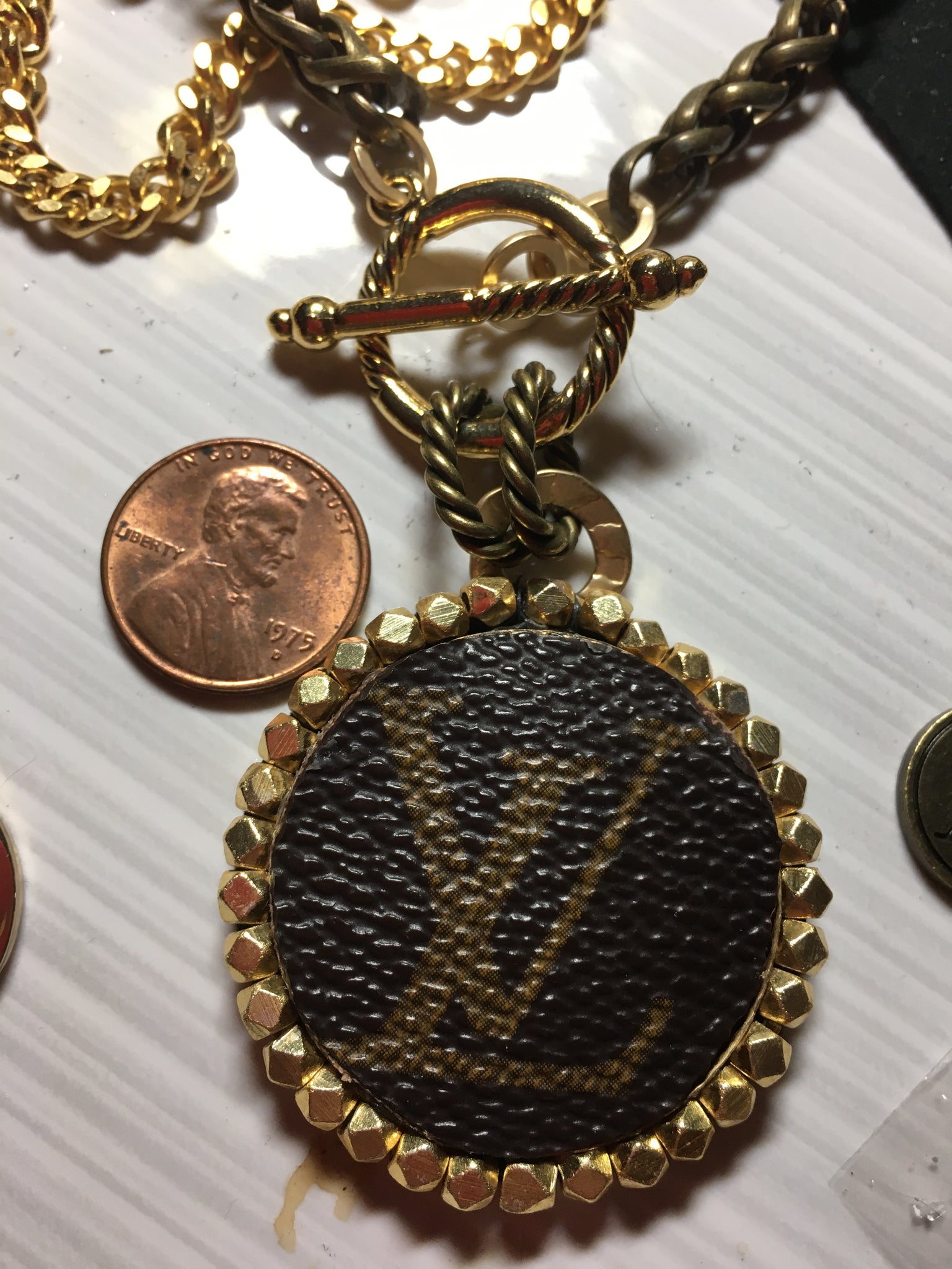 1.5 Louis V Leather & Gold Necklace – suewoojewels