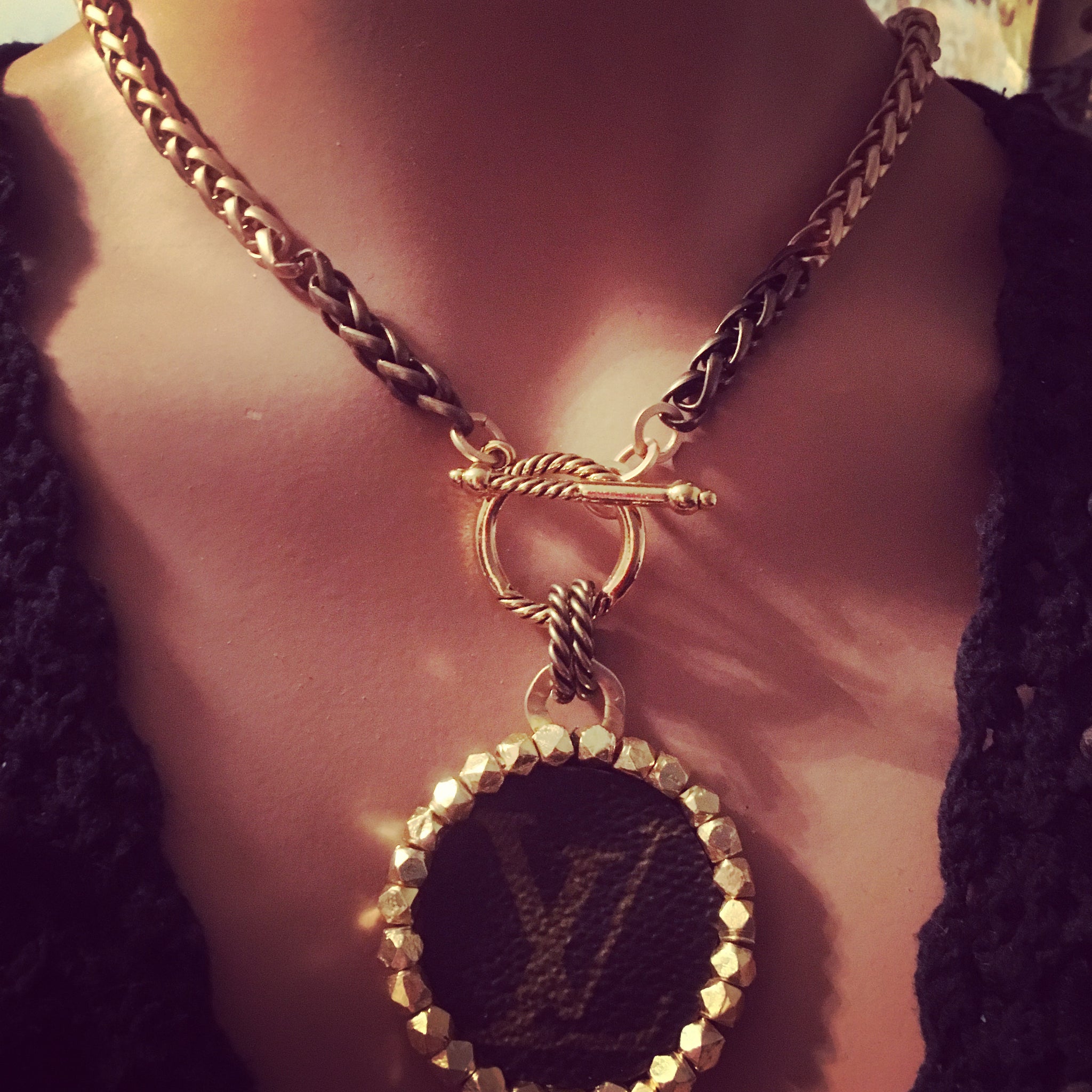 1.5 Louis V Leather & Gold Necklace – suewoojewels